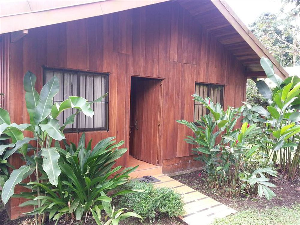 Cabinas La Catarata La Fortuna Екстериор снимка
